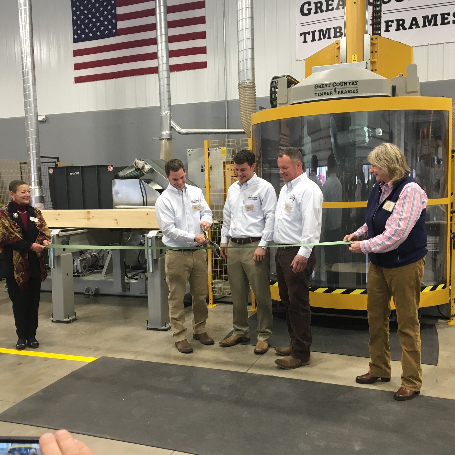 The Barn Yard ribbon cutting